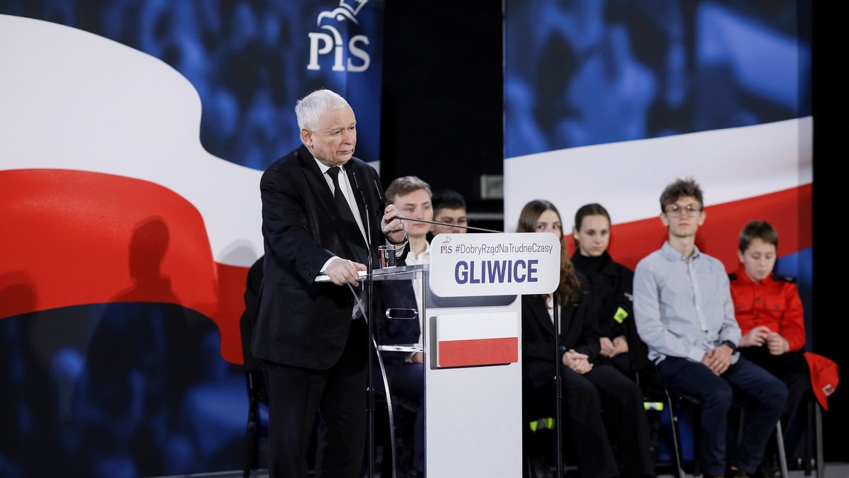 Na zdjęciu Jarosław Kaczyński w trakcie spotkania w Gliwicach