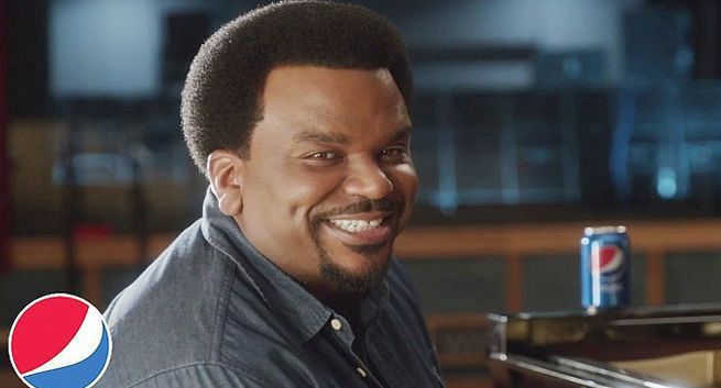 Craig Robinson w miniserialu komediowym reklamuje Pepsi (wideo)