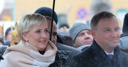 Pierwsza dama wreszcie się odezwie? "Jest przeciwniczką reformy edukacji"