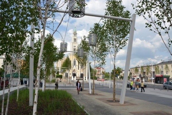 Dokończenie szaletu na placu Szembeka może kosztować 150 tys. zł