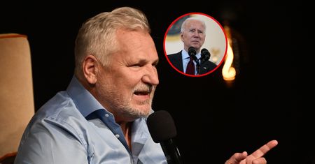Kwaśniewski o decyzji Bidena. "Na szczęście są jeszcze tacy politycy"