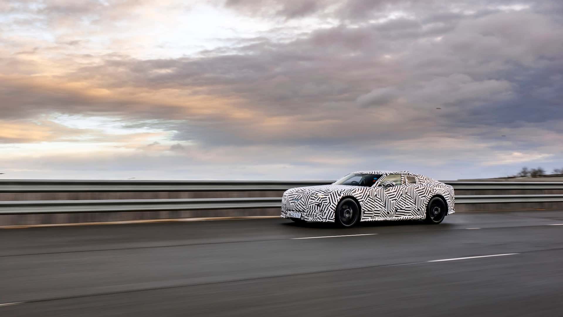 Nowy Jaguar podczas zimowych testów