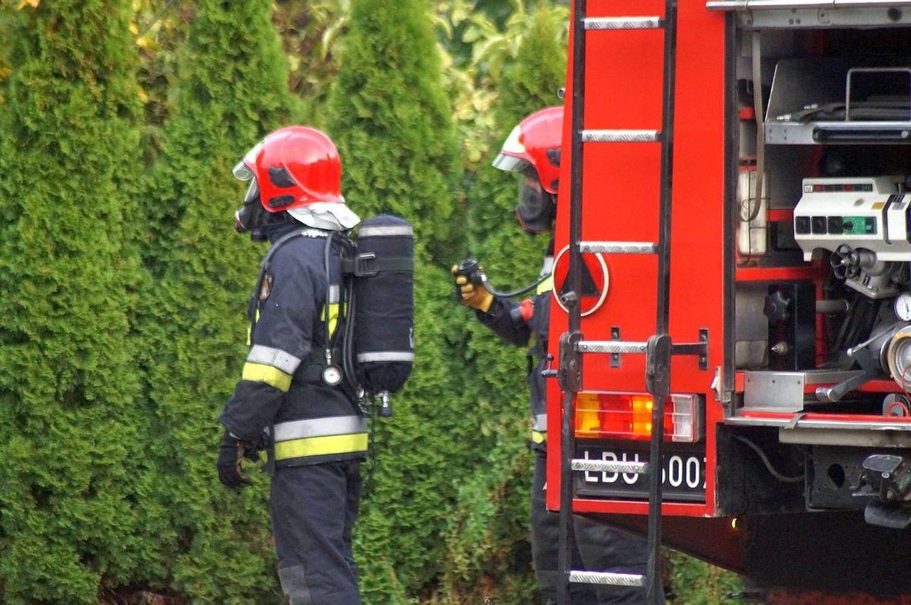 Pod ziemią znajdowały się szczepionki. Wszystko na terenie produkującej je lubelskiej firmy. Zdjęcie ilustracyjne