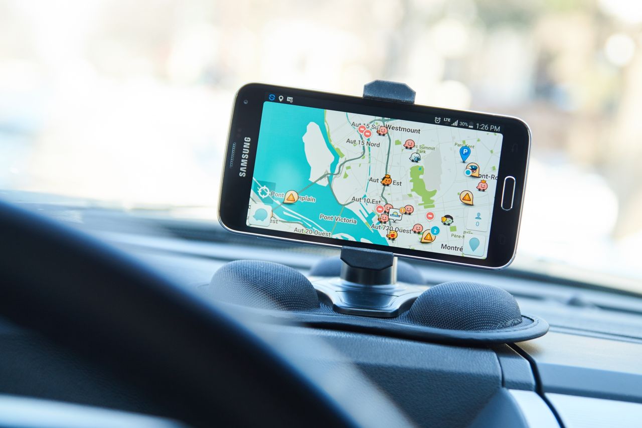 Android Auto wreszcie z Waze. Tej aplikacji naprawdę brakowało na smartfonach