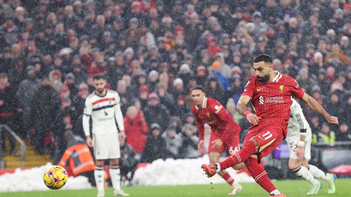 Getty Images / Alex Livesey - Danehouse / Na zdjęciu: Liverpool tylko zremisował z Manchesterem United 2:2