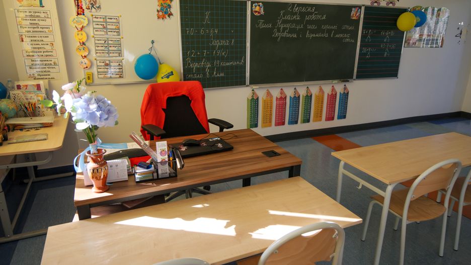 Warszawa, 02.09.2025. Uroczyste otwarcie nowego budynku Warszawskiej Szkoły Ukraińskiej (SzkoUA) oraz rozpoczęcie roku szkolnego 2025/2026, 2 bm. Wydarzenie organizowane jest przez Fundację "Ukraiński Dom". (ad) PAP/Rafał Guz