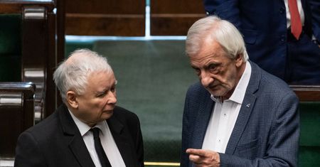 Nowy sondaż. Dobre wieści dla PiS. W Sejmie pięć partii