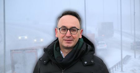 Paraliż na S7. Minister odpiera zarzuty
