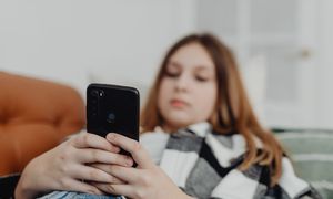 Sąd zakazał 13-latce Instagrama. "Nie chciała jeść, nie chciała pić. Umycie się było dramatem"