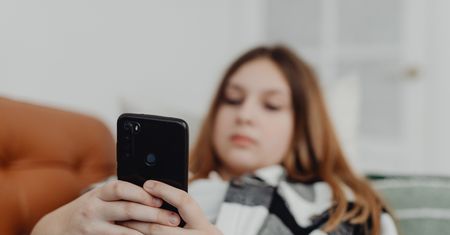 Sąd zakazał 13-latce Instagrama. "Nie chciała jeść, nie chciała pić. Umycie się było dramatem"