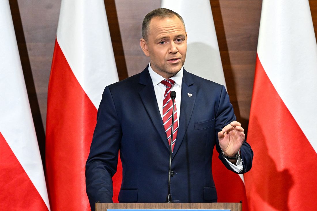 Zwrot prezydenta ws. paliw. "Podpisałem ustawę"