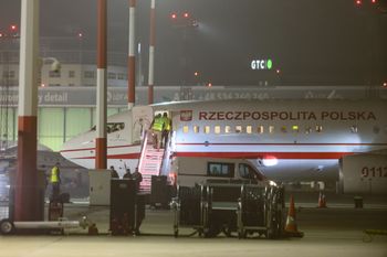 Działo się w nocy. Ewakuowani Polacy są już bezpieczni