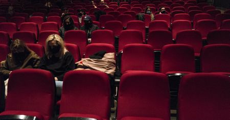 Kina i teatry będą otwarte wcześniej? "Szczegóły będą jeszcze ustalane"