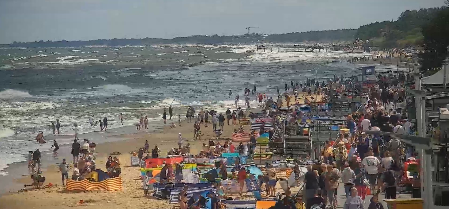 Wtorek, godz. 12:00. Taki widok w Sarbinowie.