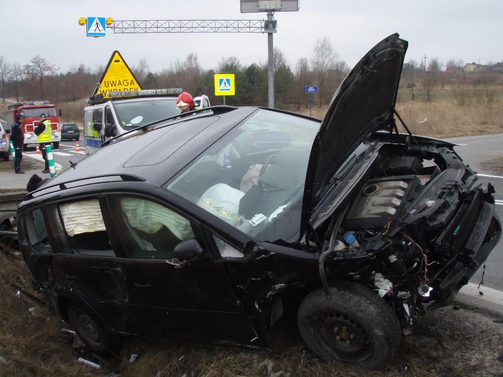 Z regionu: Zderzenie dwóch samochodów osobowych w Młynku gm. Brody