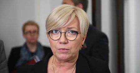 Kaczyński lubi u niej "bywać". Ulubienica prezesa nagrodzona