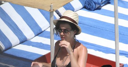 Naturalna Katy Perry w bikini!