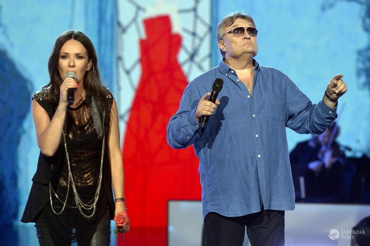 Kasia Kowalska i Krzysztof Cugowski w piosence "Jest taki samotny dom" Budki Suflera. Zaśpiewali ją w koncercie Debiuty na festiwalu Opole 2016 (fot. AKPA)