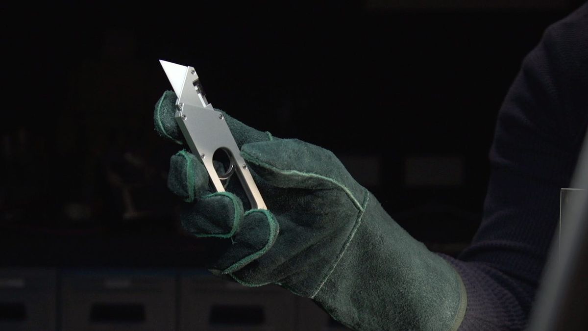 Maker Knife – mały nóż EDC z wysuwanym ostrzem 1