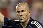Zinedine Zidane śledzony przez 16 kamer