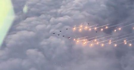 NATO-wska "lotnicza choinka". Wykonali ją Skandynawowie