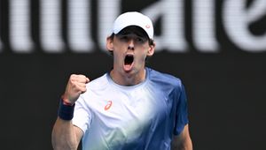 Dobry początek głównego faworyta. Miejscowy idol nie zawiódł