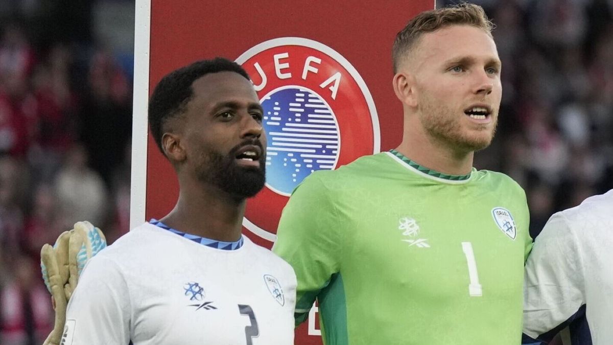 PAP/EPA / Fredrik Varfjell / Na zdjęciu: piłkarze reprezentacji Izraela