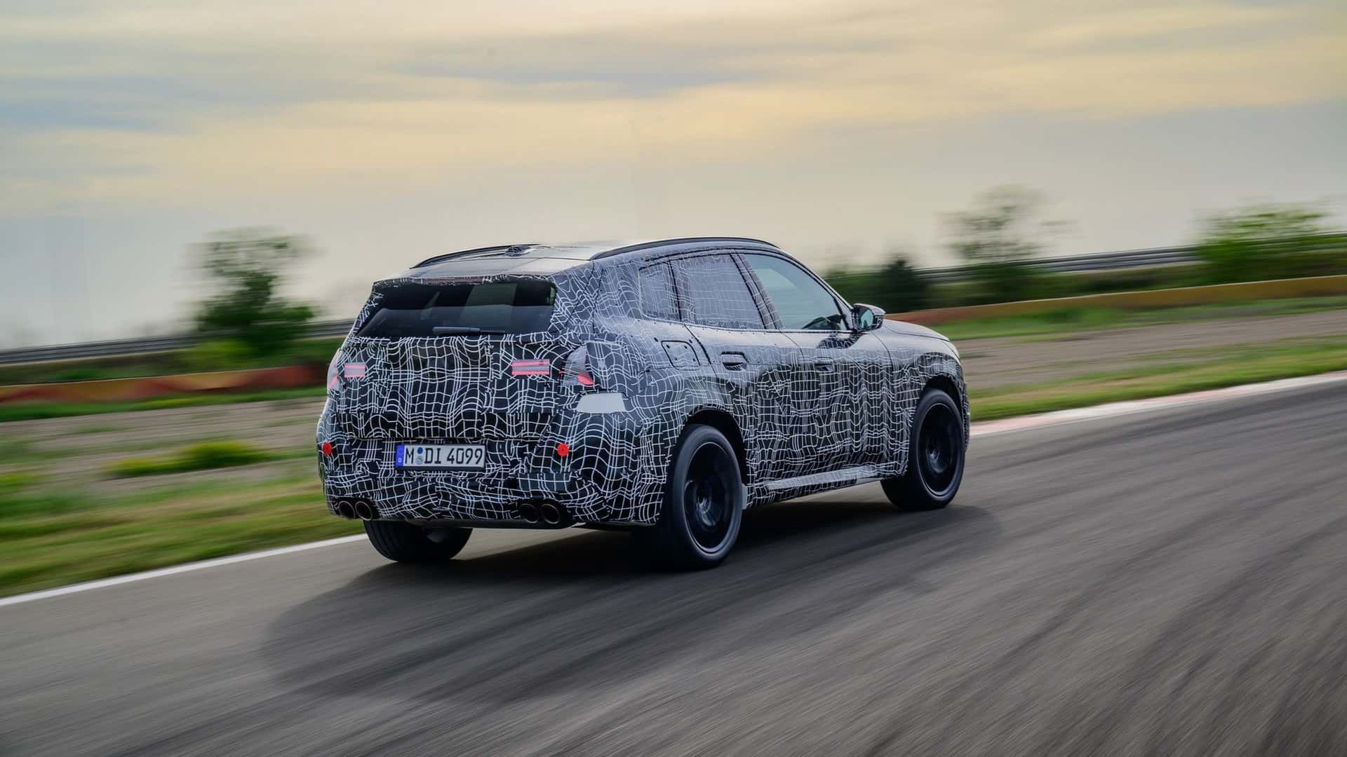 Nowe BMW X1 w kamuflażu