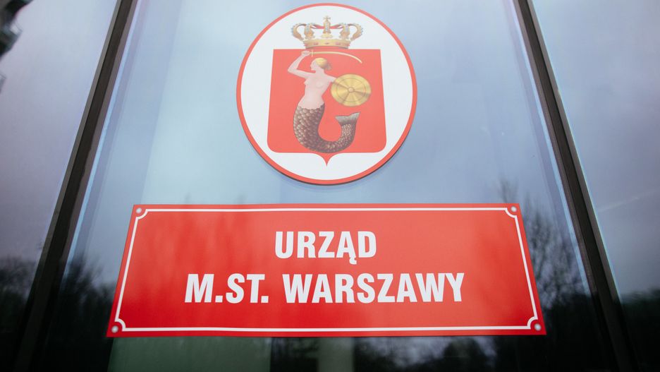 Warszawa, 14.04.2021. Narodowy Spis Powszechny. Siedziba Urzędu Miasta Stołecznego Warszawy przy ul. Kruczkowskiego, 14 bm., gdzie przygotowano specjalny punkt dla osób głuchoniemych, które nie mogą skorzystać z innych form spisu. 1 kwietnia ruszył Narodowy Spis Powszechny Ludności i Mieszkań. Można spisać się przez internet, telefon lub w urzędzie. (az/amb) PAP/Albert Zawada
