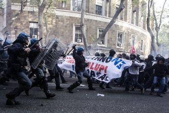 Protest we Włoszech. 30 rannych w starciach w Rzymie