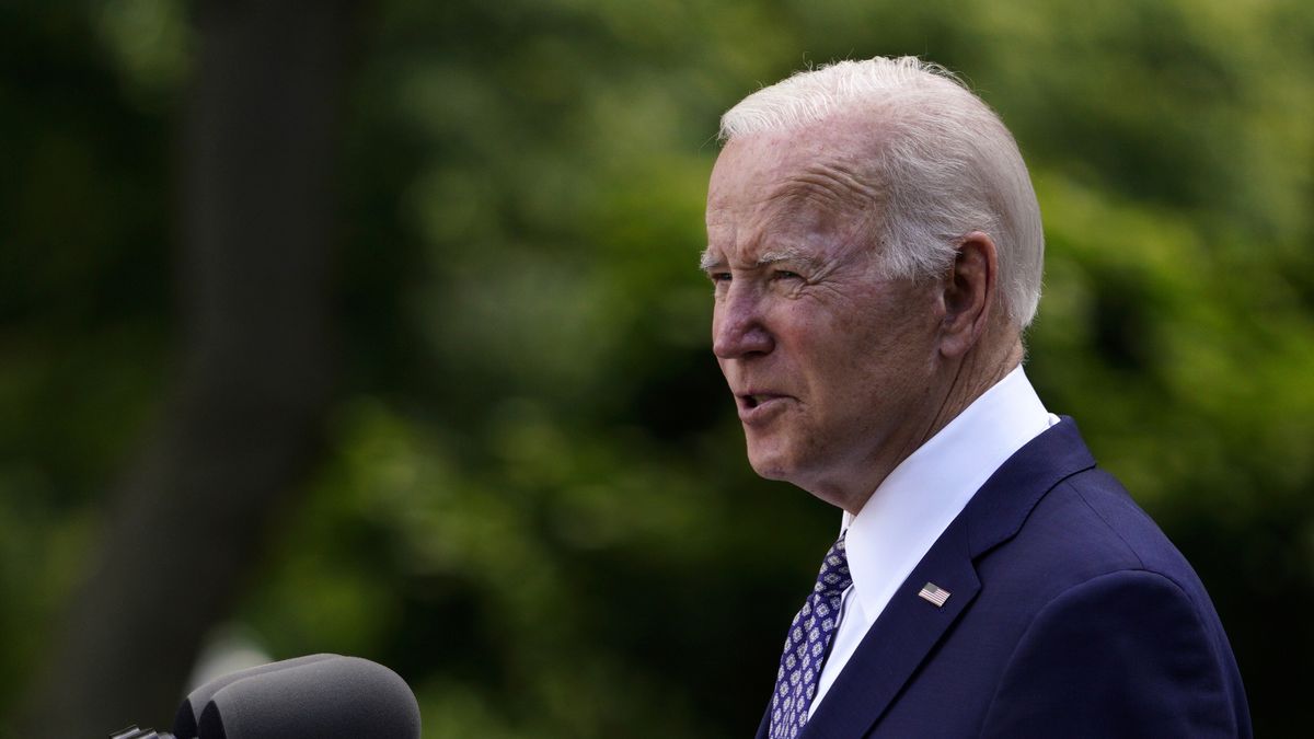 US President Joe Biden addresses a reception to celebrate Asian American, Native Hawaiian, and Pacific Islander Heritage, in the Rose Garden, White House, Washington, DC, USA, 17 May 2022. EPA/WILL OLIVER Dostawca: PAP/EPA.
