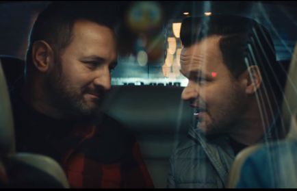 Adam Kornacki i Adam Klimek z TVN Turbo w kampanii OtoMoto