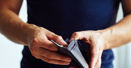 Te banknoty są już nieważne. Co z nimi zrobić? Jest komunikat