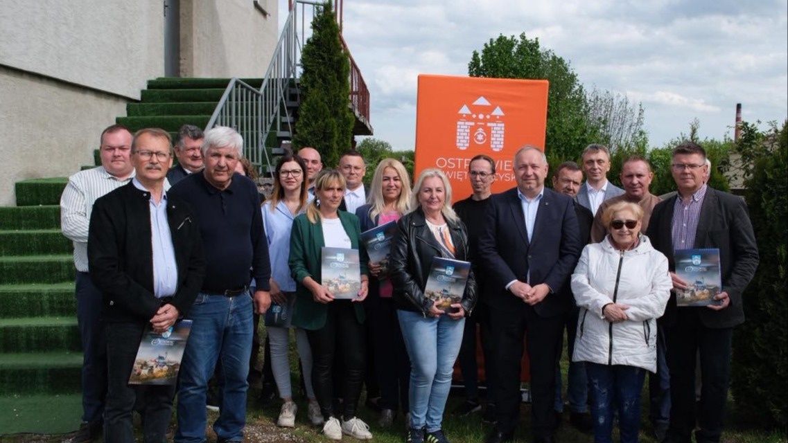 Foto z konferencji prasowej