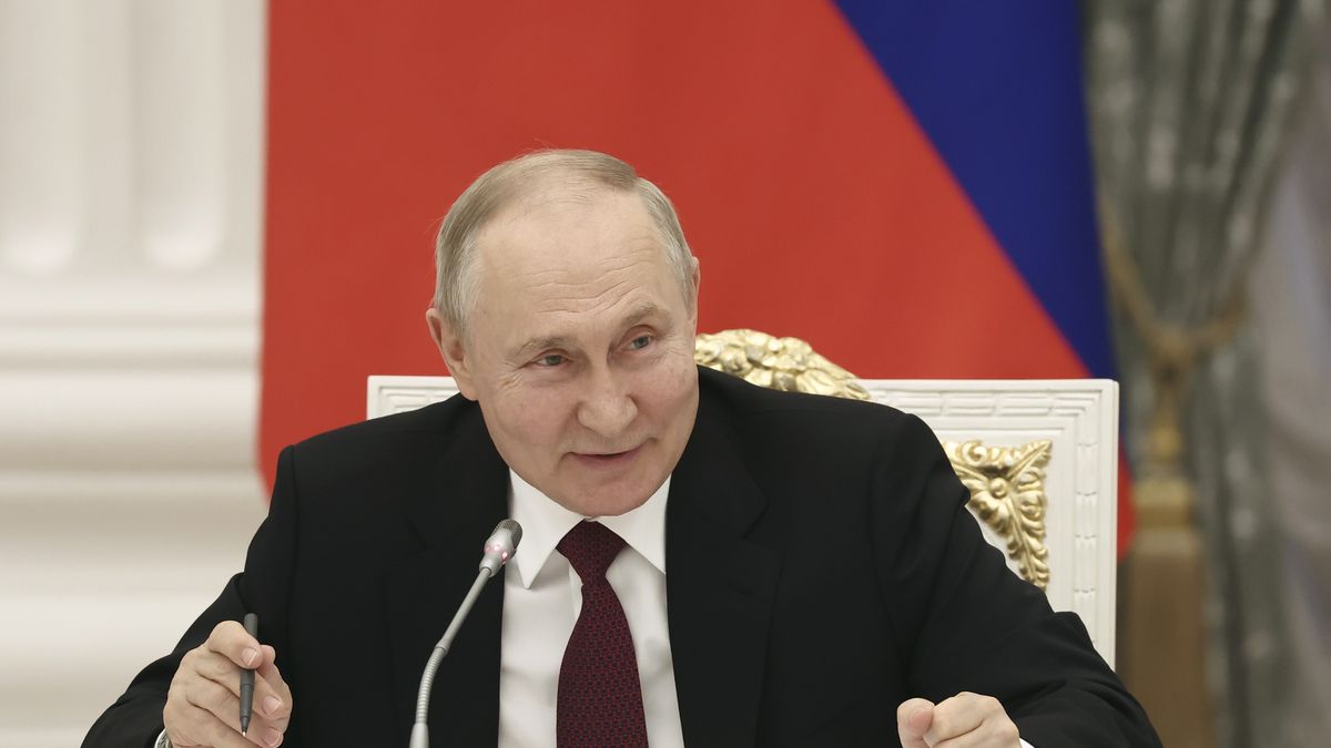 Russian President Vladimir Putin attends a meeting of the Supervisory Board of the Russia - Land of Opportunities Foundation in Moscow, Russia, 19 July 2023. EPA/VALERY SHARIFULIN / SPUTNIK / KREMLIN POOL MANDATORY CREDIT Dostawca: PAP/EPA.