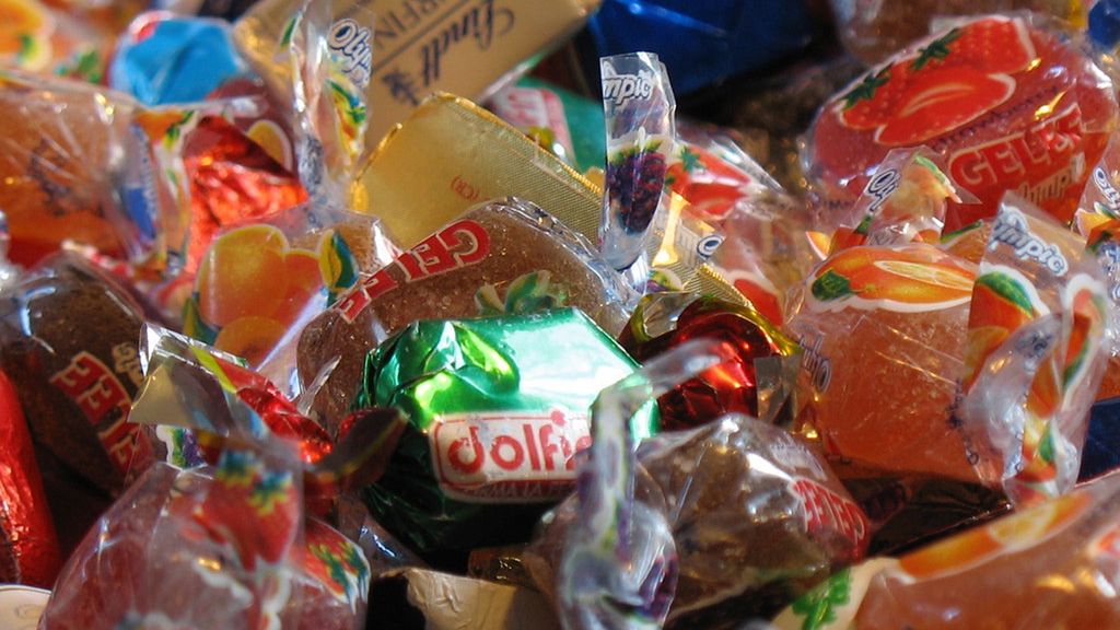 Cukierki doprowadziły policjantów do włamywaczy