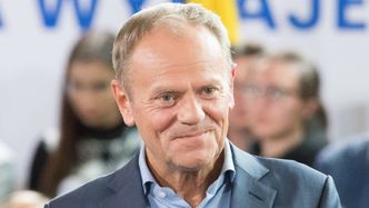 Donald Tusk pozuje z wnuczką z okazji Dnia Dziecka i zachęca do wzięcia udziału w niedzielnym marszu: "Idziemy dla nich" (FOTO)