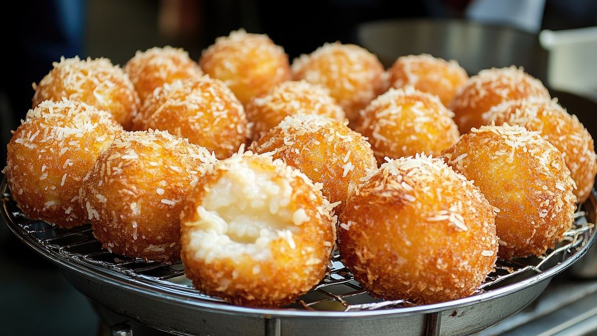 Robię kulki z ryżu i nadziewam je pysznym farszem. Na Sycylii zajadają się co wieczór