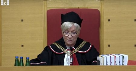 TK uznał nadrzędność prawa polskiego nad unijnym. Ostra reakcja Brukseli