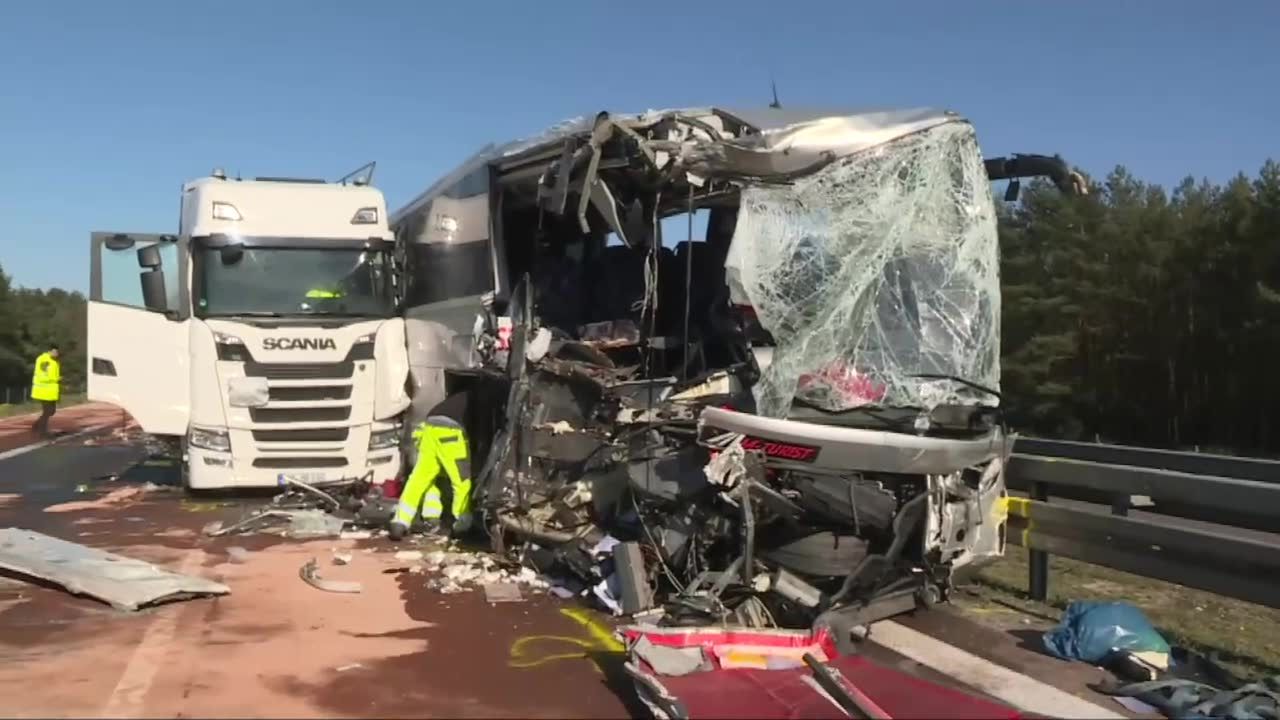 Wypadek polskiego autokaru w Niemczech. 56 poszkodowanych, 34 osoby trafiły do szpitali