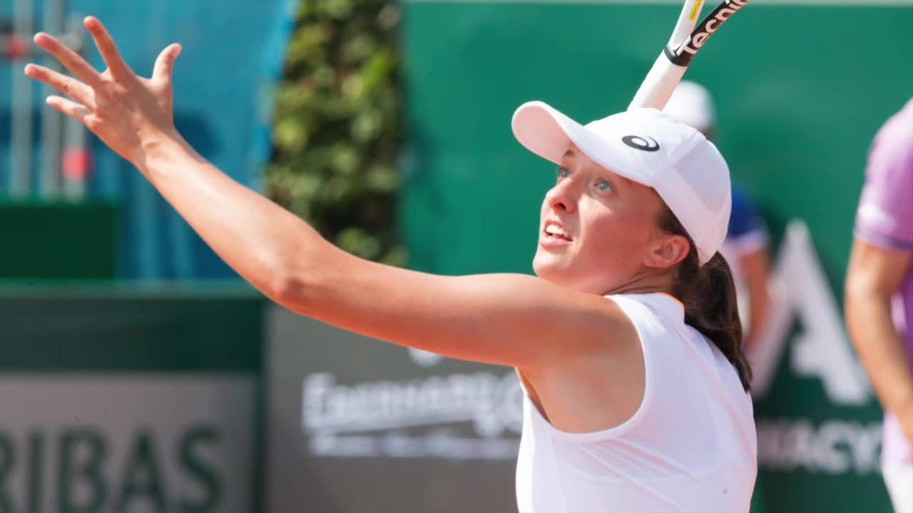 Pewna wygrana Igi Świątek z Moną Barthel w I rundzie olimpijskiego turnieju tenisistek.