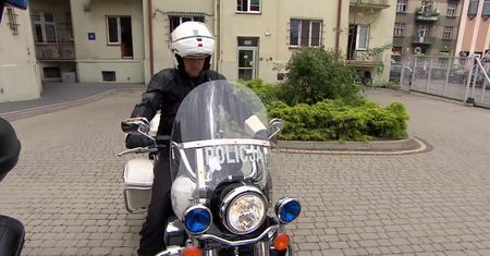 Rzeszowska drogówka jeździ… Harley-Davidsonem
