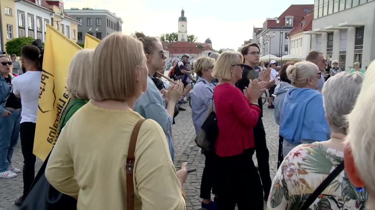 “Jestem przeciwna temu, żeby młode dziewczyny umierały”. Protest w Białymstoku