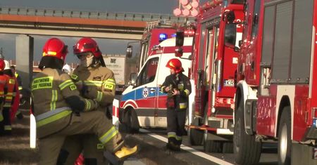 Tragiczny wypadek na autostradzie a4 pod Tarnowem. Nie żyją 4 osoby
