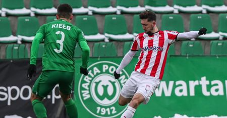 Warta Poznań wygrała z Cracovią 1:0 po golu Jakuba Kiełba