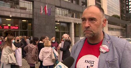 Protest pracowników sądów i prokurator. Sprzeciw wobec planów zamrożenia wynagrodzeń.
