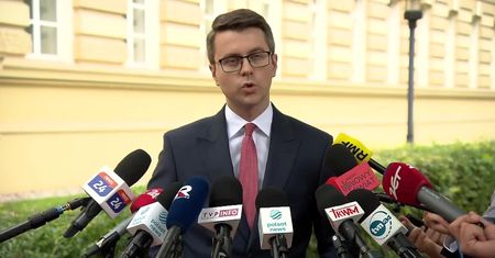 Rząd zajmie się nowymi zasadami rekompensat na zakup węgla. “Trwa finalizacja prac w tym zakresie”