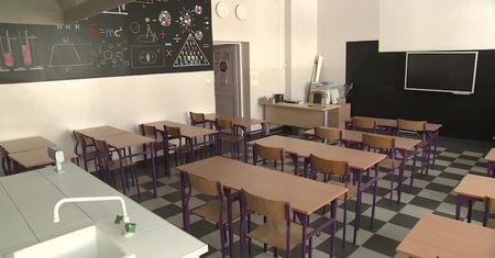 Nauka strzelania wchodzi do szkół od września. Czarnek podpisał rozporządzenie