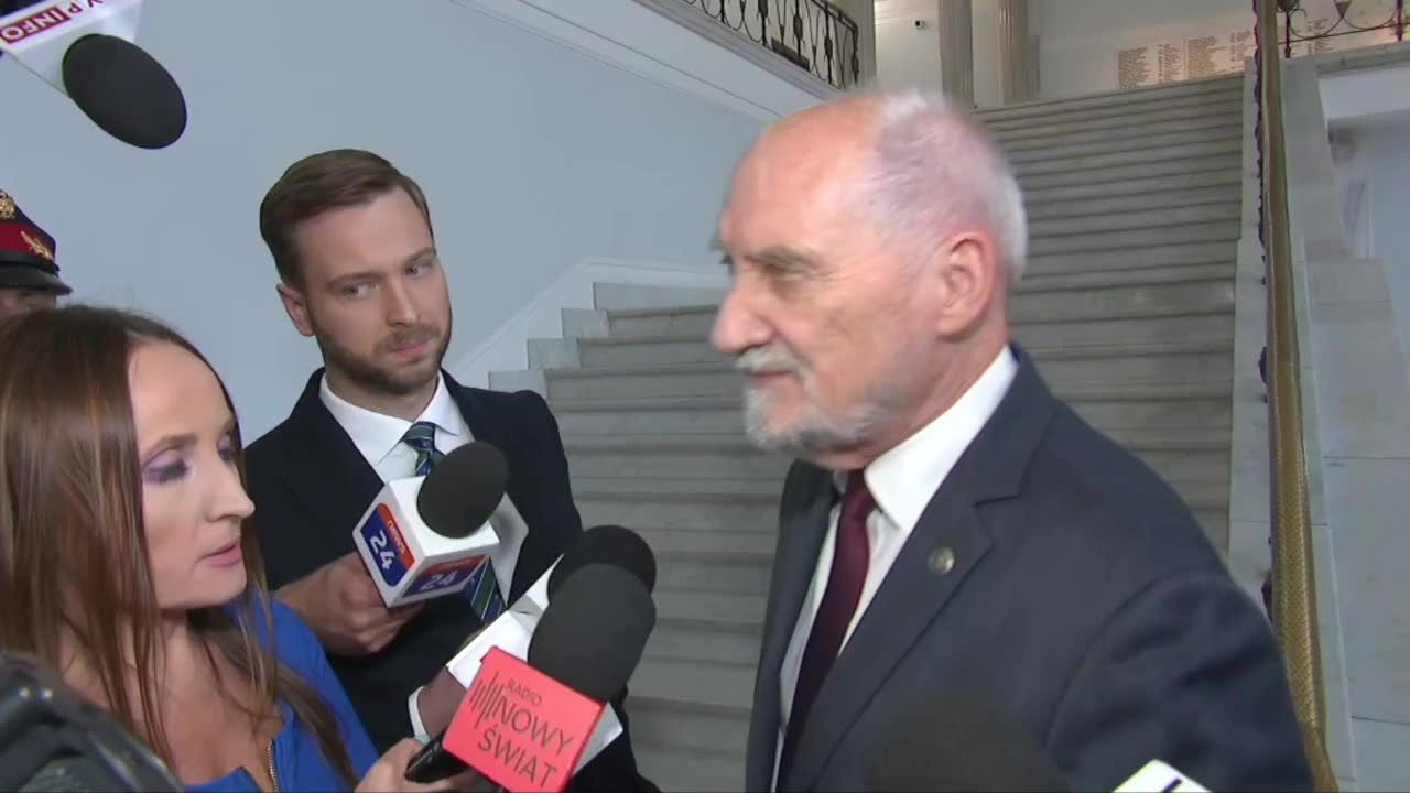 A. Macierewicz o raporcie podkomisji smoleńskiej: Niczym nie manipulowaliśmy