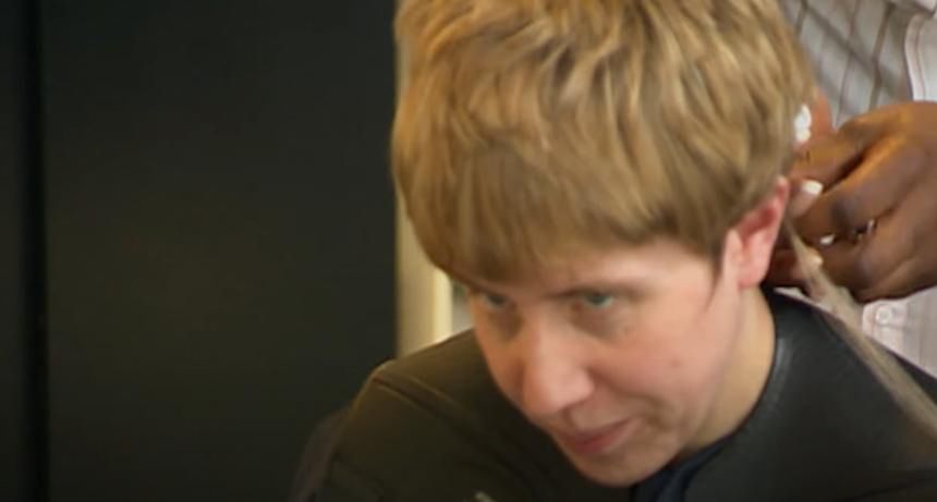 10 lat młodsza w 10 dni. Kerry w starej fryzurze